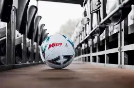 半岛体育官网登录-转会期足总杯传出新动向，上海申花完成体检，管理层表态——球迷炸锅，年轻球员得到机会