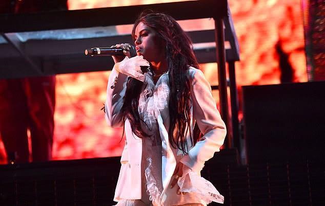 半岛体育官网登录-明尼苏达森林狼训练开放日,窗口期内部沟通引欢呼,欧超杯在即,身体对抗强度拉满